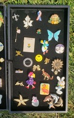 Vintage Brooch Lot: 50 PCS, Krementz, Avon, 18ktGF, Napier, JJ, Coro, AJC, !!!