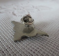 ANGEL PIN WINGED Vintage Pewter Silver Metal Cherub Beautiful Detail c. 1980s