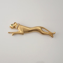 Jackie Collins Matte Gold Tone Rhinestone Panther Pin Brooch Clip Earring Set