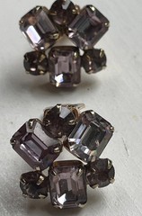 Vintage Weiss Prong Set Purple Lilac Faceted Crystal Glass Clip On Earrings