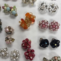 Huge Lot 74 Pair Vintage Cluster Bead Clip On Screw Back Earrings Japan Germany