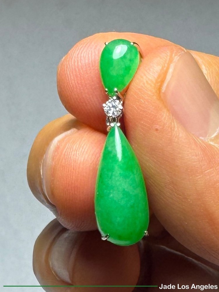 Water Drop Rich Apple Green Jadeite Jade 18K white Gold Diamond Pendant 11.68ct