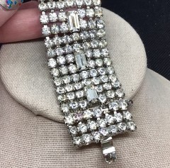 Vintage Weiss Costume Silver Tone Wide Chunky Rhinestone Bracelet 7″ AS IS H195