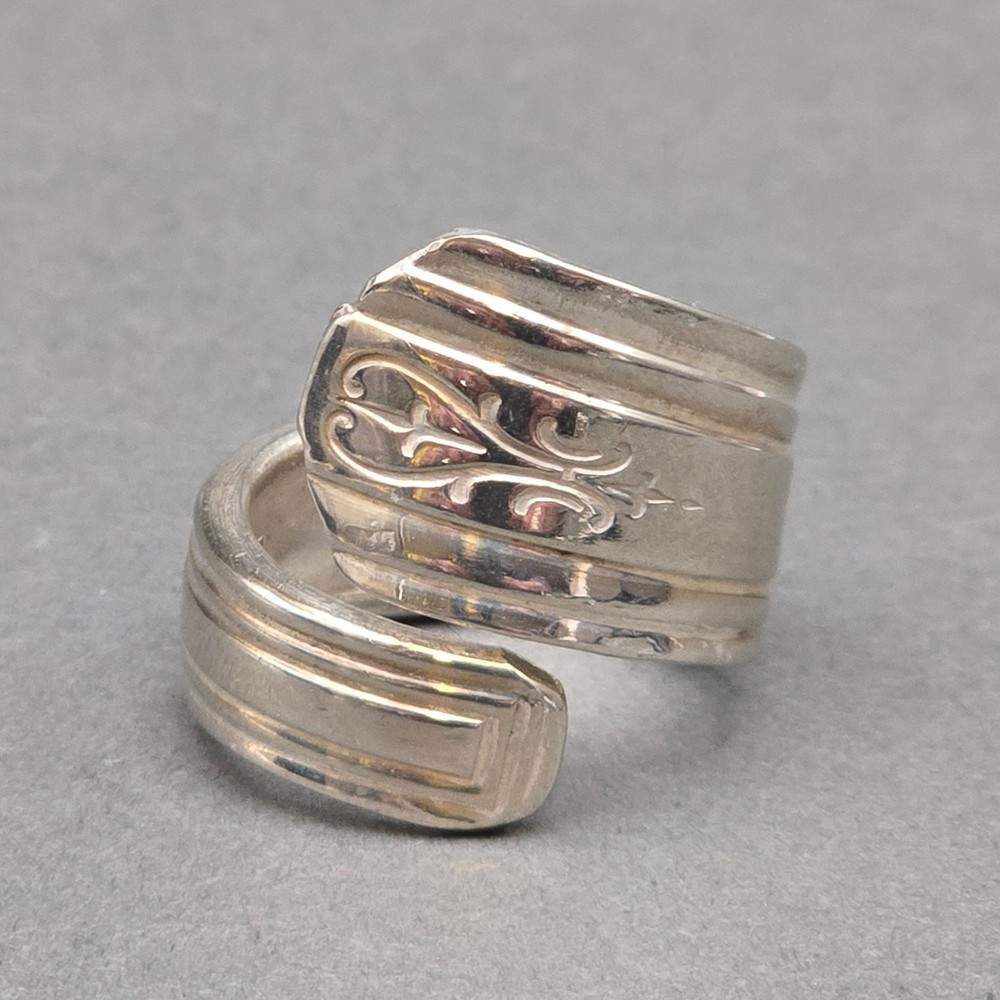 Vintage Avon Silver Plate Spoon Ring Size 8.5 Floral Heart Etched Bypass