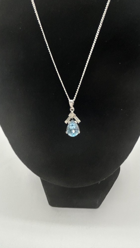 VINTAGE ART DECO STYLE PENDANT NECKLACE PEAR-CUT BLUE STONE SILVER TONE