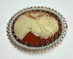 Vintage Gold-Tone & Faux Pearl Resin Cameo Brooch 2″ x 1.5″ Inches