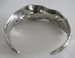 BIG HAGIT GORALI ISRAEL STERLING CUFF BRACELET, 6 1/2 INCHES WEARABLE, 42 GRAMS