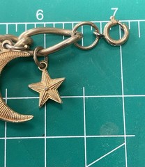 Vintage Signed Chunky Charm Bracelet KARU 60’s Space Race atomic planets 7″