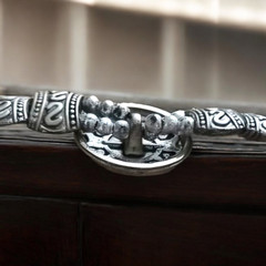 Bracelet Silver Tone Black Center Stone Adjustable Vintage Jewelry (G110)