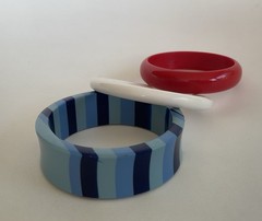 Vintage Lot 3 Chunky Bangles Red White Blue Stripes Lucite Plastic Mix Retro