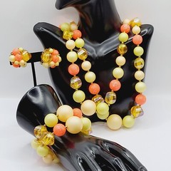 Eclectic Color 3 Piece Beaded Necklace Clip On Earrings Bracelet Vintage Set