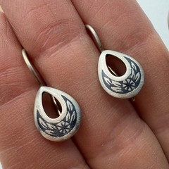 Vintage Soviet 875 Silver Niello Drop Earrings Severnaya Chern Floral Signed