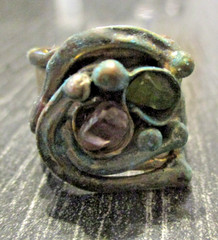 Vintage Artisan Modernist Brutalist Abstract Stone Bronze Brass Ring Size 7!