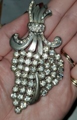 1930s Art Deco MASSIVE hand set Rhinestone Pot Metal Foliage Brooch *unique