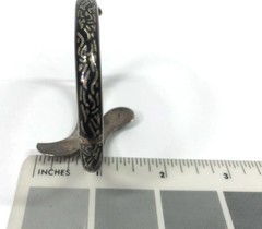 Vintage Siam Sterling Niello Bypass Bracelet – Twin Lizard Motif, Black Enamel