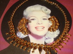 GORGEOUS Vintage SET AMBER RHINESTONES NECKLACE AND EARRINGS PRONGS PERFECT