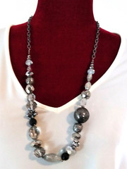 Vintage~~Beautiful Smoky Gray & Iridescent Stones on Gunmetal 30″ Necklace