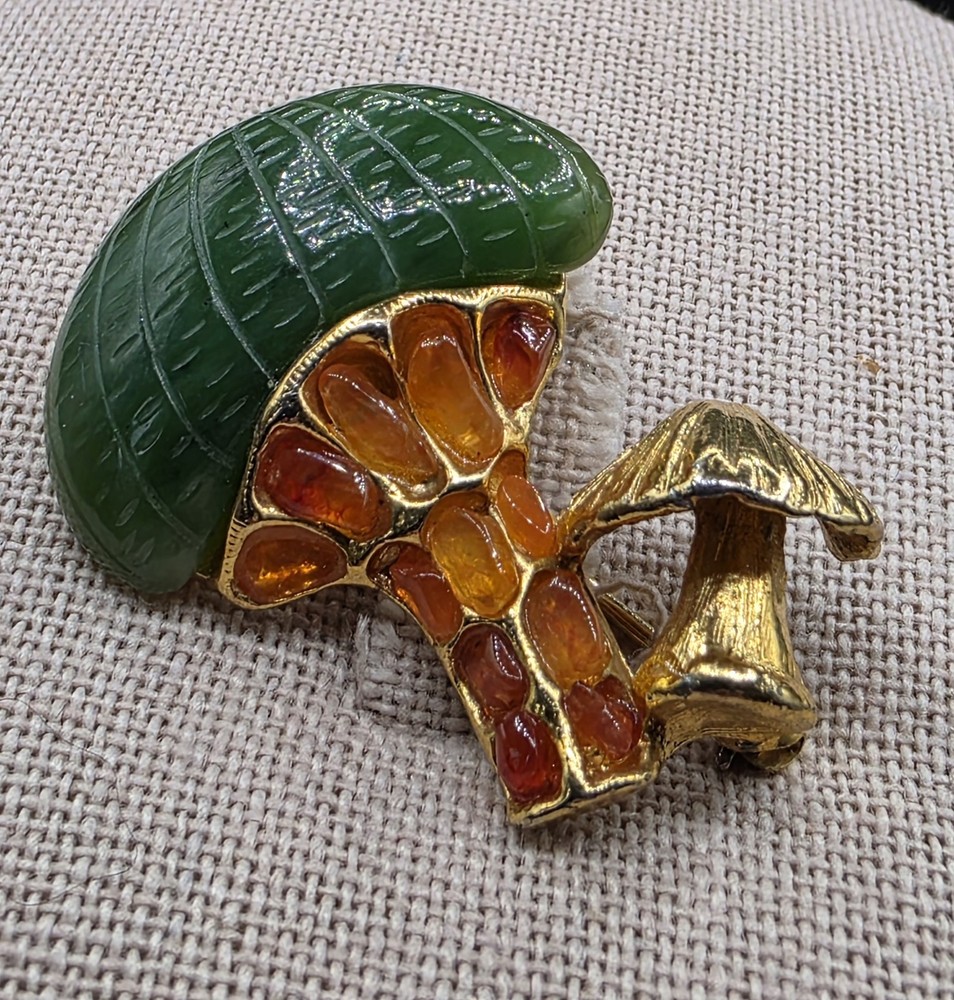 Vintage Swoboda Jade Mushroom Brooch Gold-tone Orange Cabachons 1.5 Inches