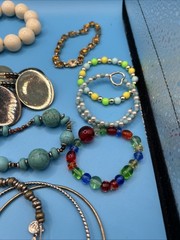 Lot Of 18 Ass’t Style Bracelets Estate Jewelry (see Description)