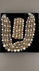 Vintage 4 Strand BiB Style Necklace Set W/Stretch Bracelet Crystals Faux Pearls