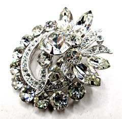 Vintage Signed Eisenberg Ice Rhodium-Plated Sparkling Rhinestone Floral Brooch