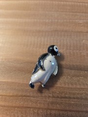 Rare Vintage Willie and Millie Enamel Penguin Kool Cigarettes Brooch Pin Set