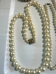 Vintage Lot of 7 Faux Pearl Necklaces 1 Bracelet Bridal Classic Elegant Retro