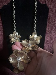 Signed “VCLM” Victorian Style Bold Y2K Gold Flower Necklace Bracelet Set 💕