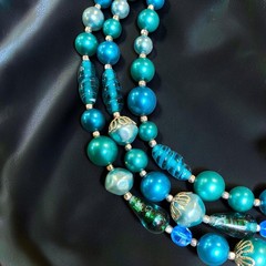 Vintage 3 Strand MCM Art Glass Lucite Bead Necklace Aqua Teal Blue 1950s-1960s