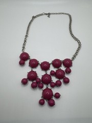 VINTAGE PINK ACRYLIC BEAD SILVER TONE STATEMENT NECKLACE ADJUSTABLE LENGTH