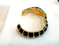 KJL Kenneth Jay Lane Seahorse Hinged Black & White Enamel & Rhinestones Bracelet