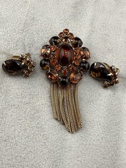 Vintage Weiss Brooch Clip On Earrings Set Tassel Rhinestones Gold Tone Brown