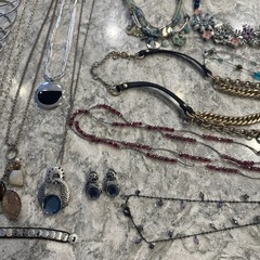 VTG TO NOW ESTATE JEWELRY LOT OF 40+ Pieces Lia Sophia Designer Gaudy Y2K