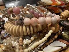 4Lb Mixed Mystery Jewelry Lot Vintage Mod Boho Beaded Necklaces Bracelets