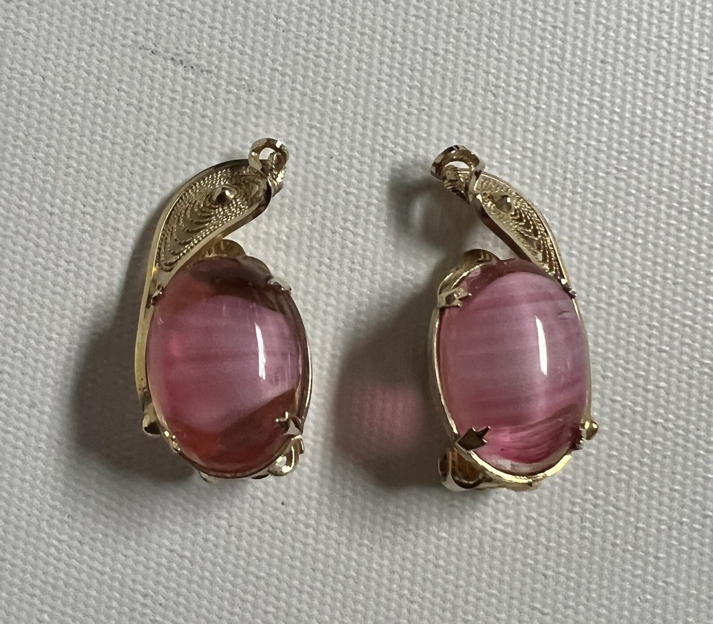 Lovely Vintage JJJ Pink Glass 12k Gold Filled Filigree Clip On Earrings
