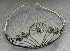 Vintage Spun Silver Tone Metal Flower Tiara Headdress Filigree Design