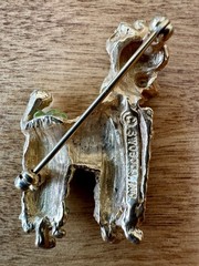 AUTHENTIC SWOBODA POODLE DOG BROOCH ~ PERIDOT, RUBY EYE ~ Pearl Tail CHARMING!