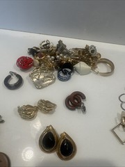 Vtg Earrings Lot Clip On Back 26 Pairs Nice Assortment And Multiple Singles