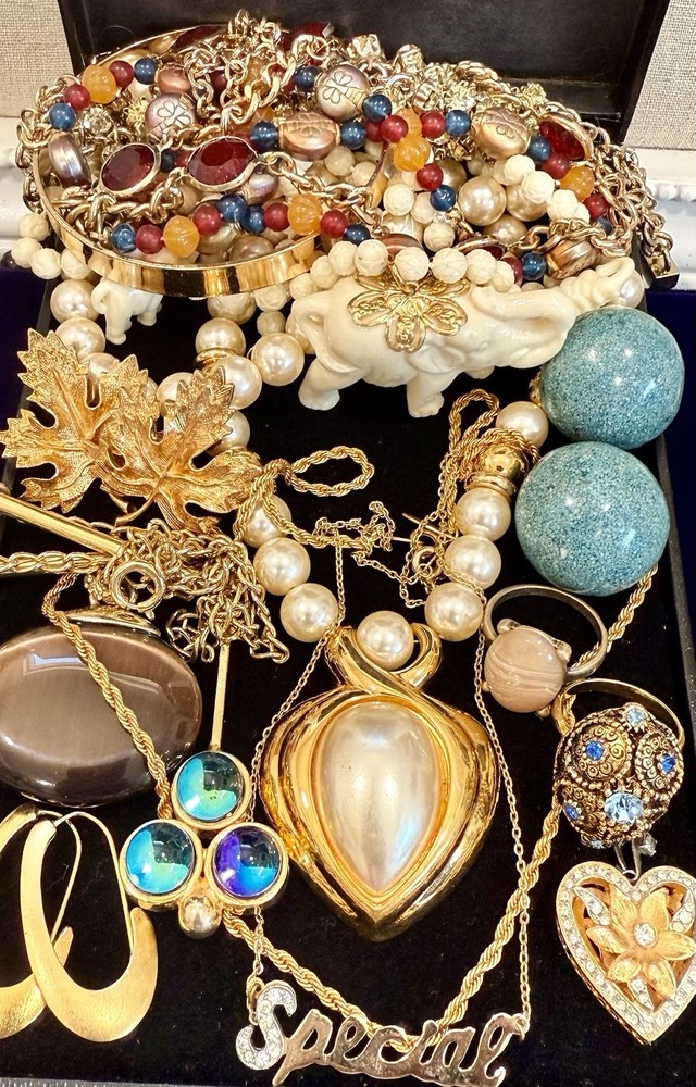Vintage Estate Costume Jewelry Lot! SARAH COV, NAPIER and more!