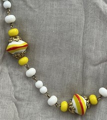 Vintage 70’s Necklace l Glass Beads l accent gold l white yellow orange l 14”