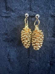 Vintage Yellow Gold Plated Pinecone Stud Drop Earrings Fast Free Shipping