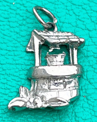 Wishing Well Sterling Silver? Charm Valentines Anniversary Wedding Vintage