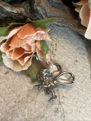 47. Vintage 925 Sterling PIXIE Fairy Elf Abalone Wings Pin 1 3/8″x 1 1/4″, 10.3g