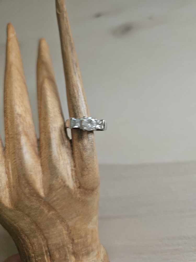 ATI SIGNED STERLING SILVER 3/4 CT MAIN STONE ENGAGMENT RING SZ 7 925