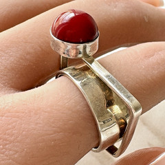 Red Index Finger Modernist Ring Square Geometric SZ 9 Signed Sterling Silver 925