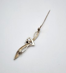 Vintage Sterling Silver Garnet Marcasite Bohemian Ribbon Heart Bar Brooch Pin