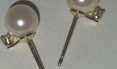 Vintage 14K Yellow Gold Akoya Cultured Pearl Diamond Stud Earrings Fine Estate