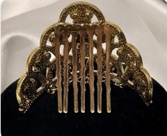 Vintage Bohemian Style Hair Comb Approx 3-1/2” Wide Very Impressive