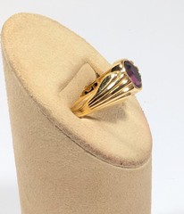 Beautiful Vintage Gold Tone Faux Amethyst Ring Size 7.25
