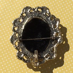 Vintage Victorian Style Goldtone Needlepoint Flower Brooch Lavender Yellow Flora